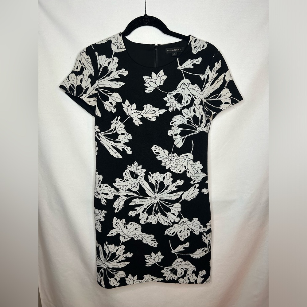 Banana Republic Womens Floral T-shirt Dress